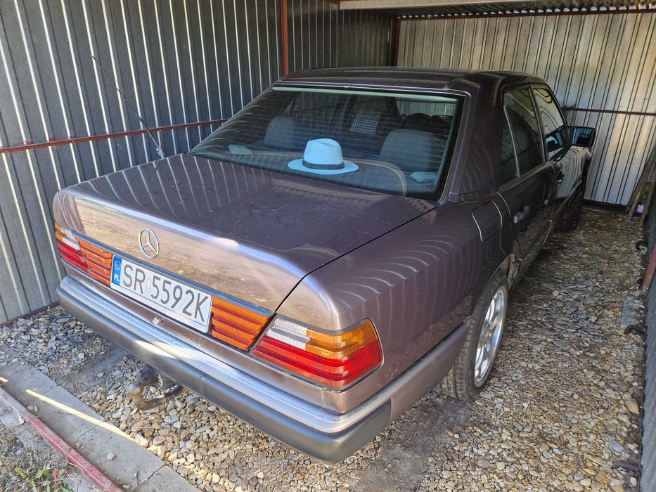 Mercedes 124 200 d
