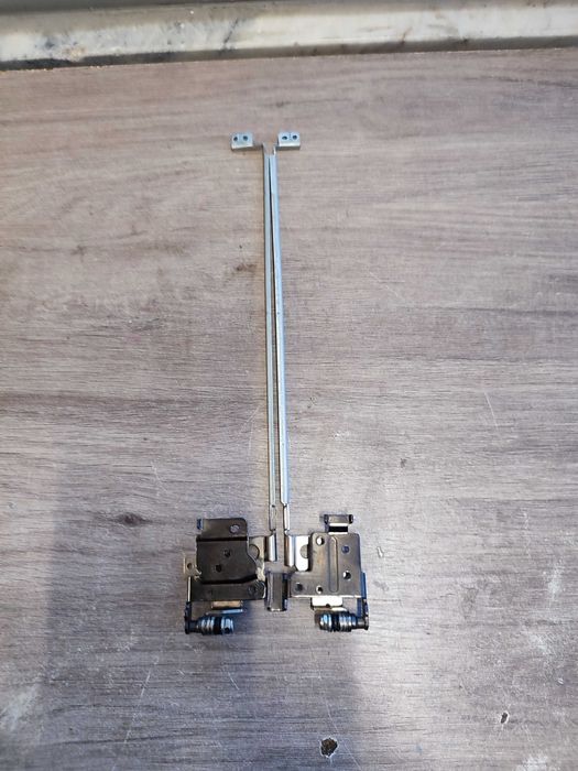 DELL Inpirion 15 SERIES 3000