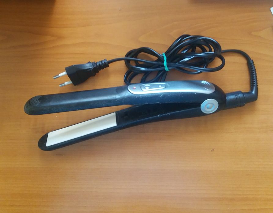 Chapinha / prancha / alisador /alisadora cabelo Sunko