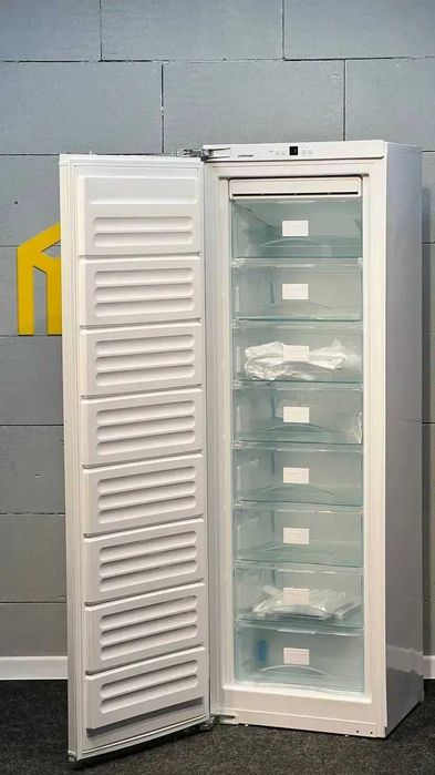 Вбудована морозильна камера Liebherr SIGN 3524