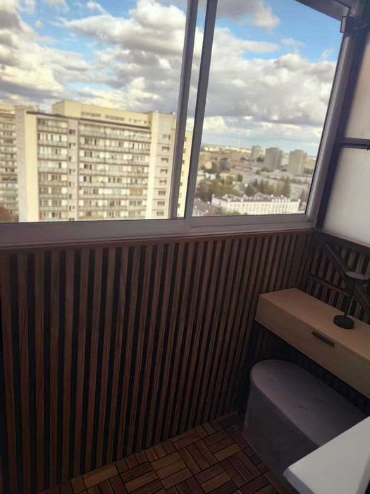 Wynajmę kawalerkę po generalnym remoncie z panoramicznym widokiem na Warszawę – ul. Batorego