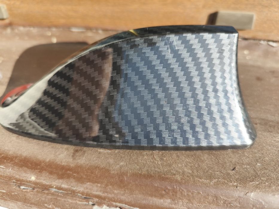 Антена ,,акулячий плавник'' , нова