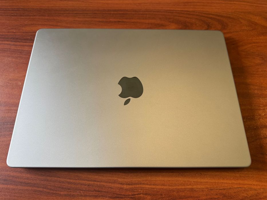 MacBook Pro de 14", Processador M1 Pro, 512Gb, 16Gb de RAM