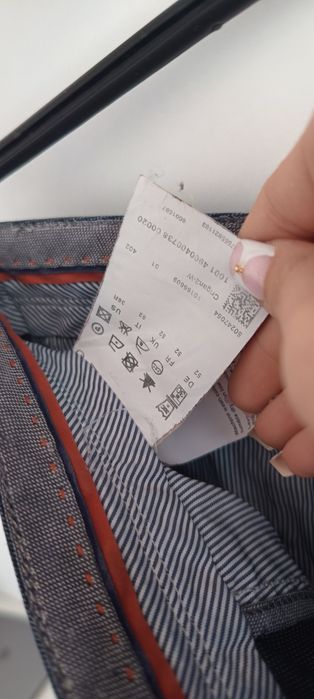 Hugo Boss spodnie eleganckie 52 chinosy