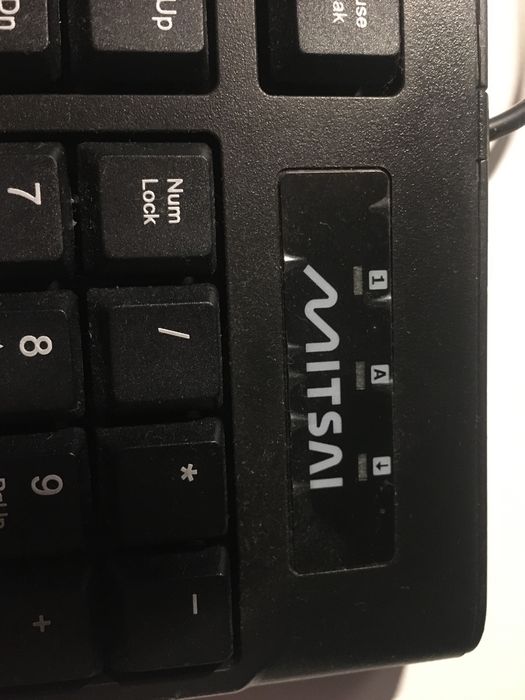 Teclado QWERT - marca MITSAI