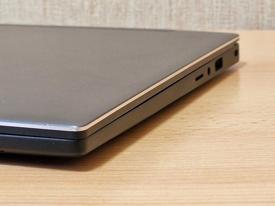 Сенсорний сучасний ноутбук Dell Latitude 7370 Intel Core m7-6Y75 RAM 8Gb SSD 128Gb IPS (3200x1800) 4K Touch Батарея 12годин (0% зносу) Ідеальний стан