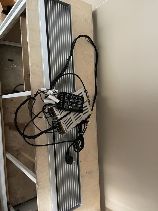 Lampa akwarium morskie 255W LED Hydra