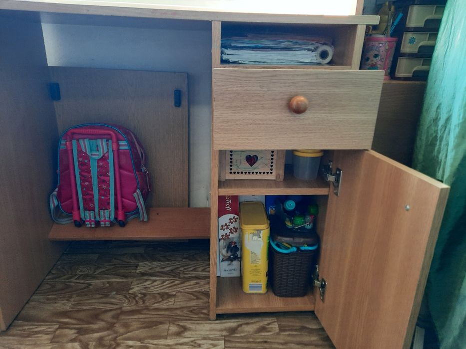 Письменный стол..