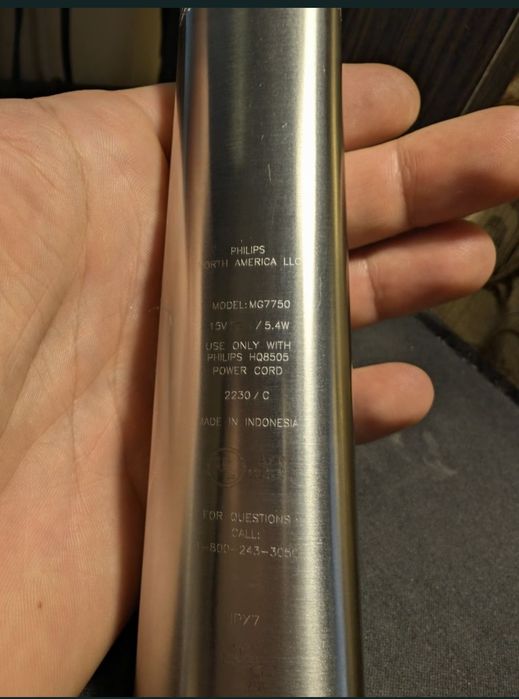 Машинка для стрижки тример PHILIPS