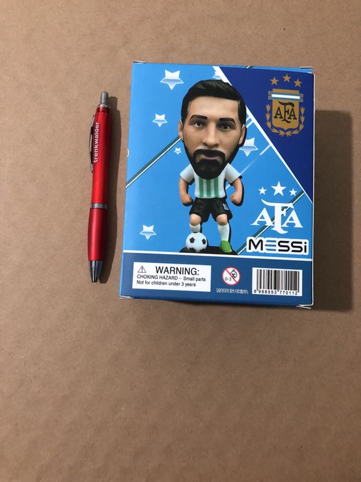 Figuras das Ronaldo,Messi,Ronaldinho,Holland da boa qualidade.