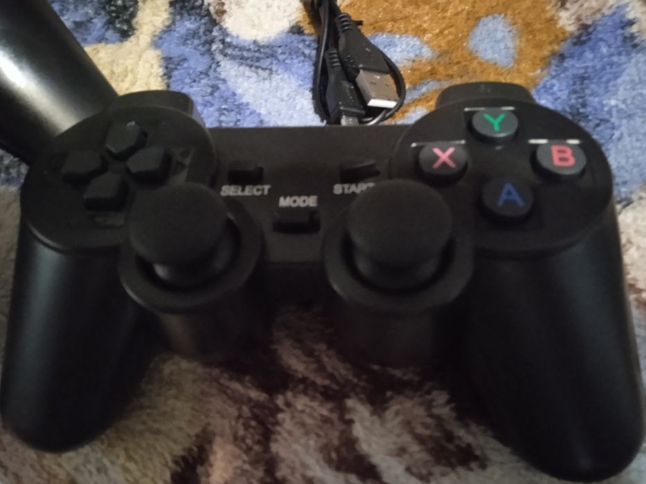 Продам ігрову приставку