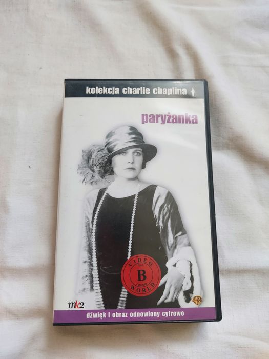 CHAPLIN   Paryżanka  vhs