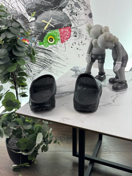 Нові тапочки шльопки Hoka Ora Recovery 40 розмір Е12087