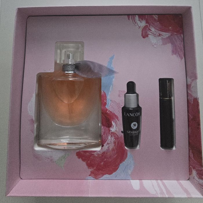 Lancome набір ( парфумована вода, сироватка, туш)