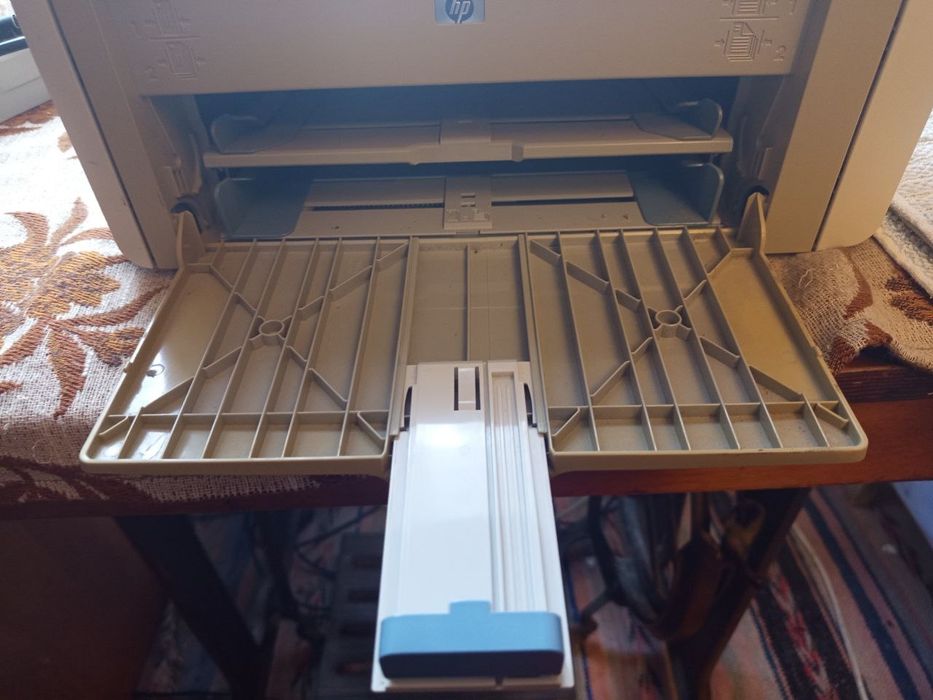 Продам принтер HP LaserJet 1020