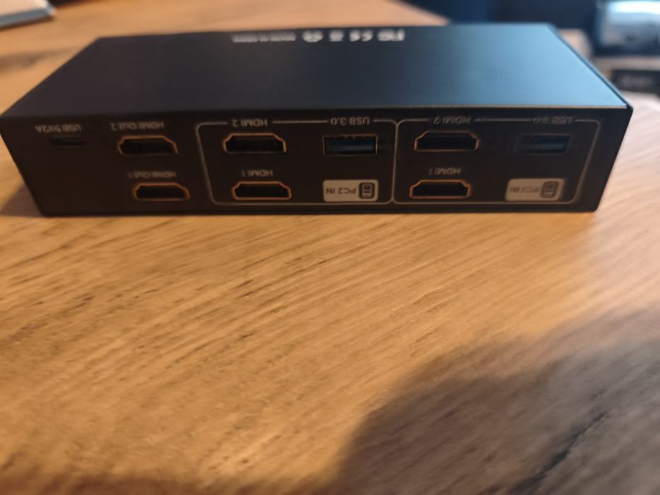 Przełącznik KVM Switch  HDMI USB na dwa komputery