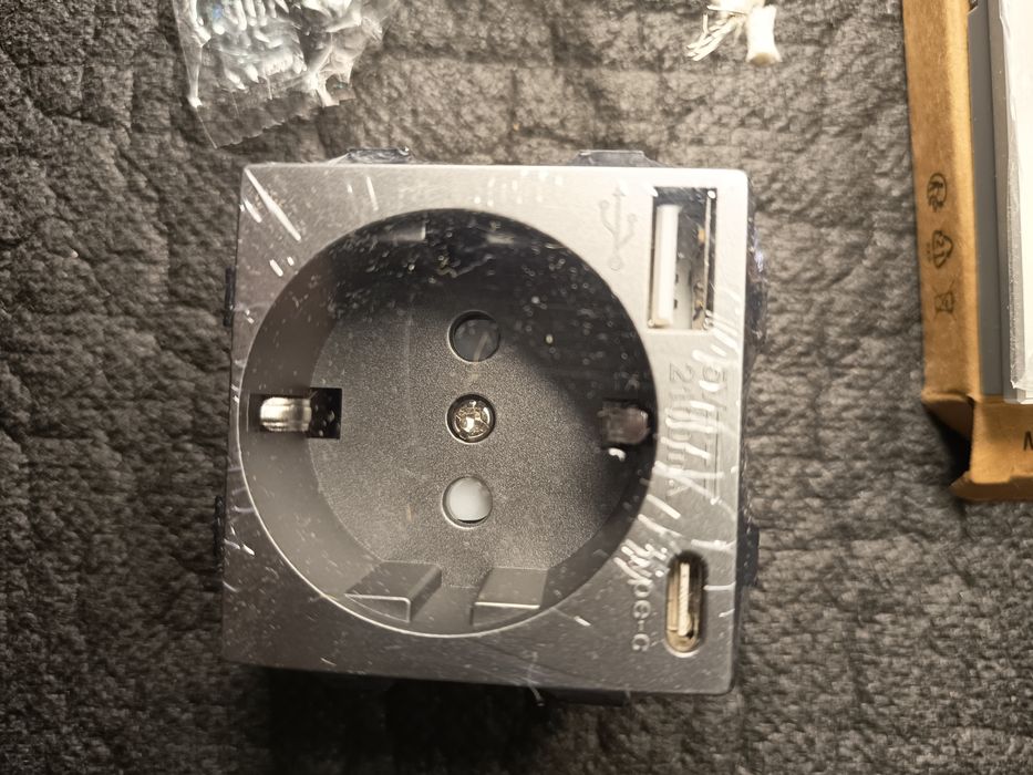 ZigBee Dimmer + gniazdo USB + panel szklany BSEED NOWE