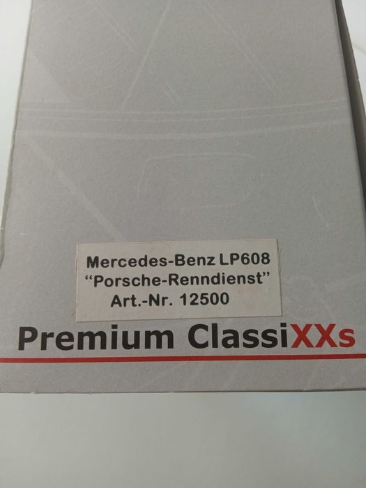 Premium ClassiXXs 1/43  Mercedes Benz LP608 "Porsche Renndienst"