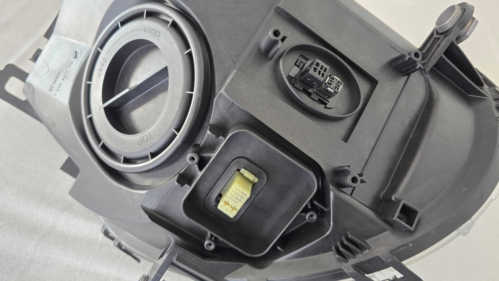 Farol Esquerdo Magneti Marelli - MINI R56 R57 - NOVO