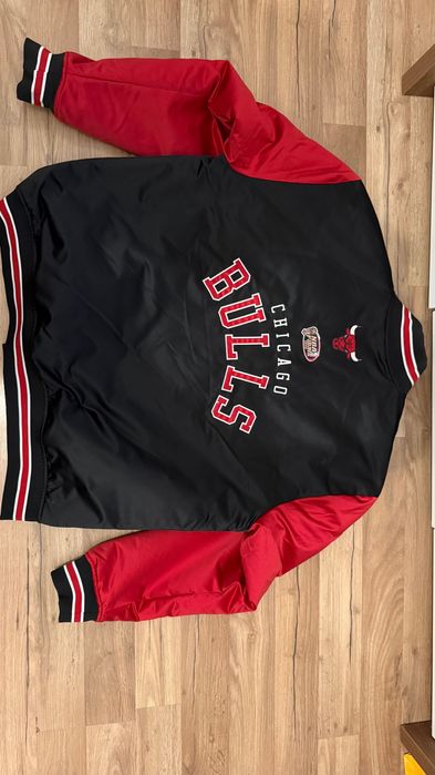 Kurtka Chicago Bulls z Chicago Oryginalna