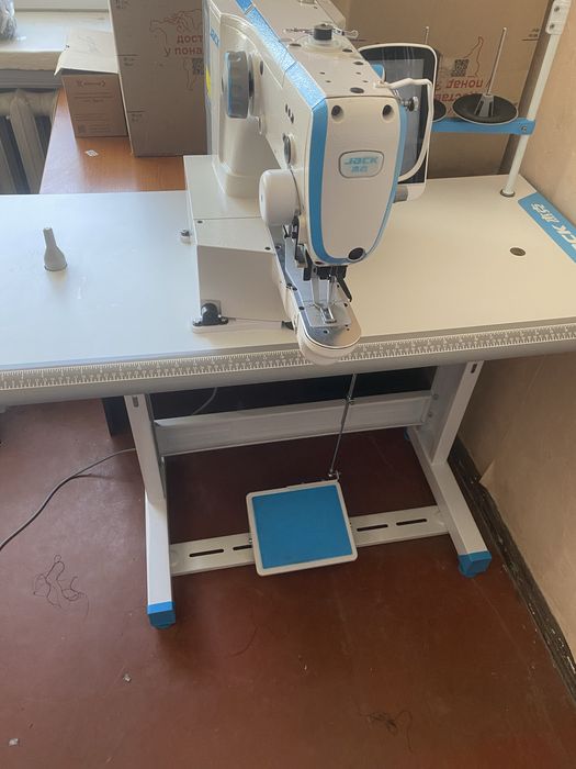 продам  швейне обладнання