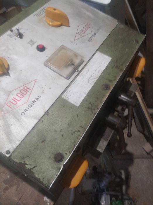 Soldador de serras de fita