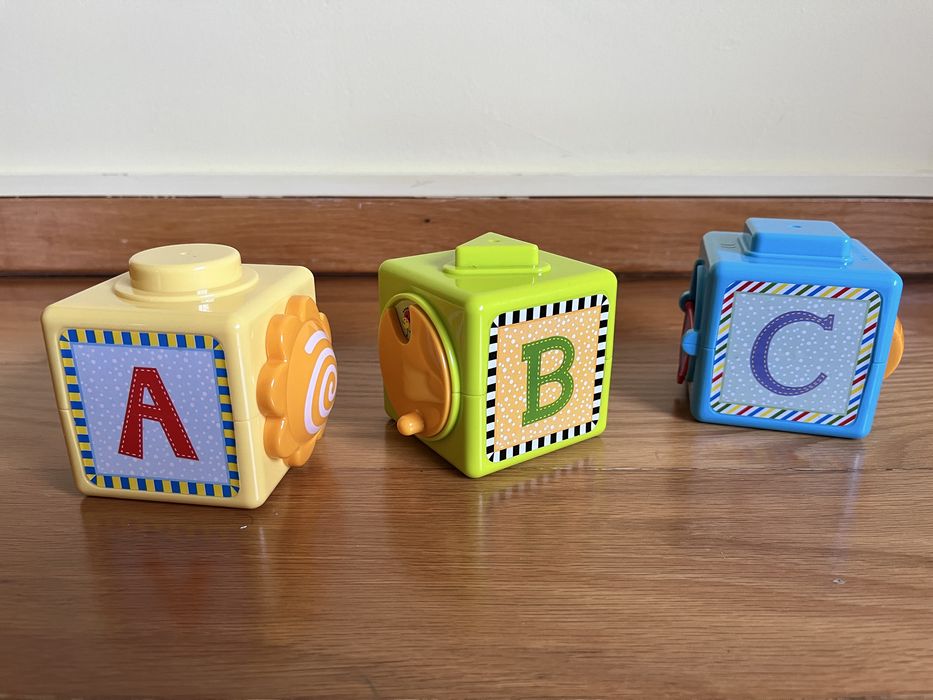 Conjunto de blocos para empilhar