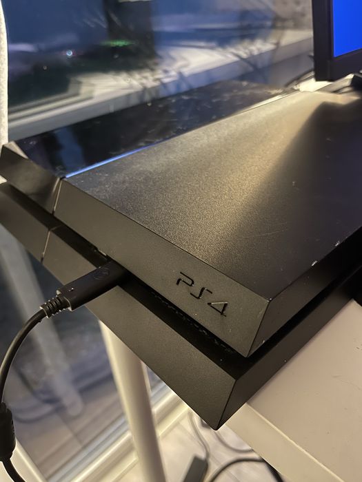 Konsola PS4 [500GB] + 2 Pady + Oryginalne Łopatki Sony