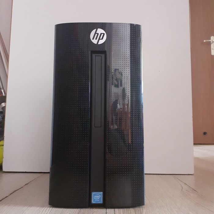 Komputer stacjonarny