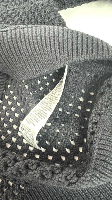 Levis sweter damski S 36 nowe czarny klasyczny