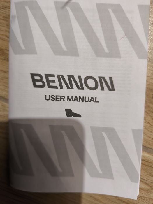 Buty bennon nowe 43