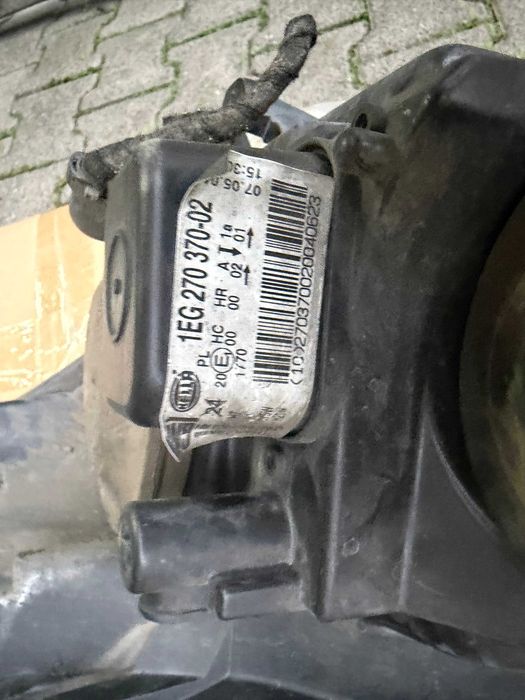 Lampa Opel Astra H Prawa Lewa Jasny Klosz / Prawa Ciemny Klosz