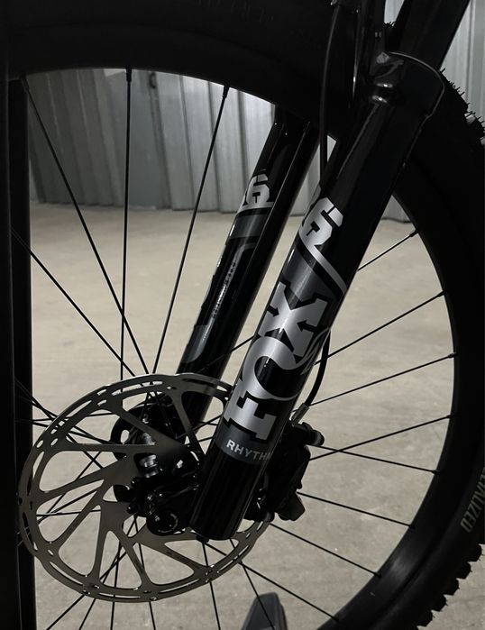 Bicicleta BTT eléctrica Specialized