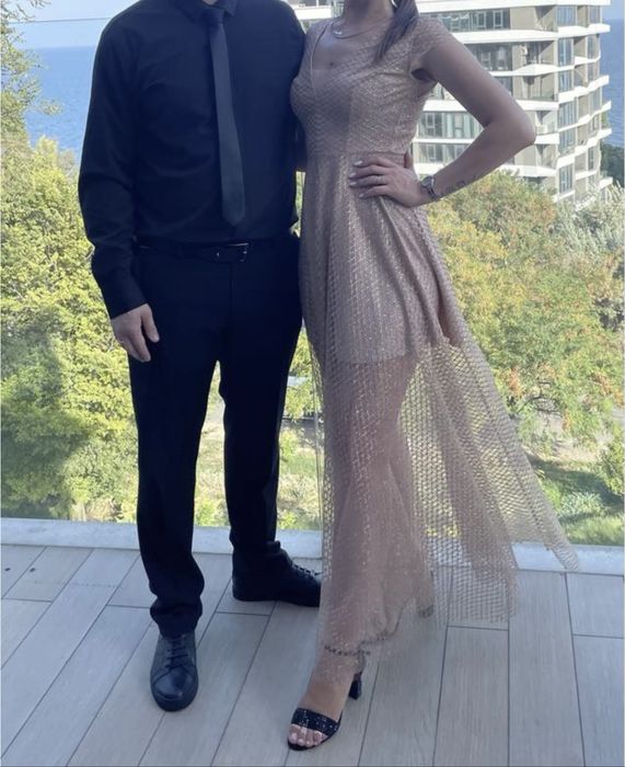 Сукня вечірня, випускний