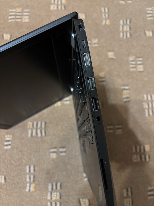 Ноутбук Lenovo ThinkPad 13 (16/256)