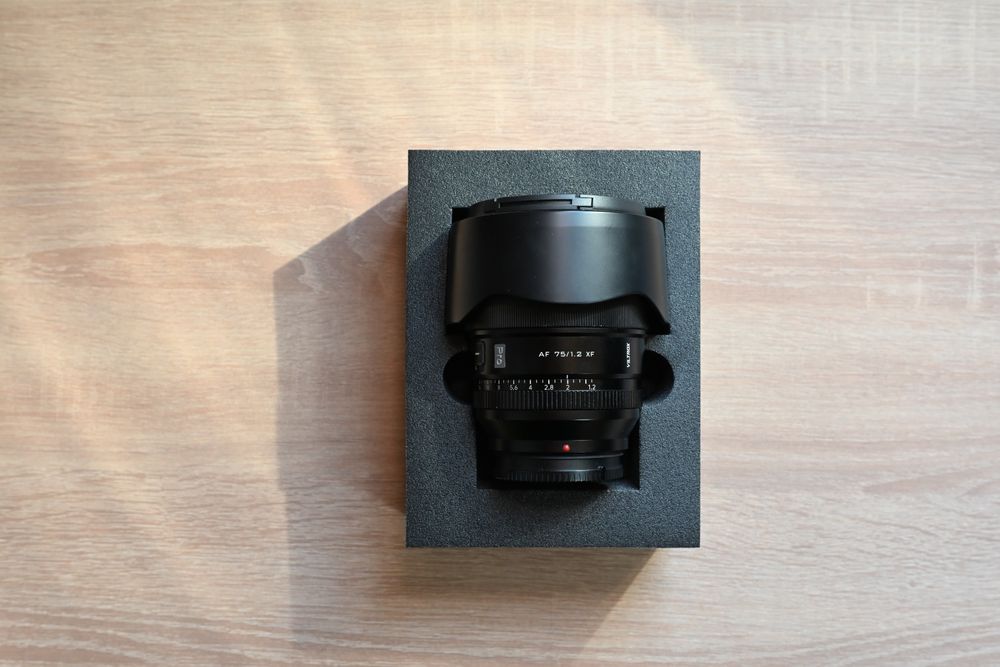 Продаю обʼєктив Viltrox 75mm f/1.2 XF для aps-c камер Fujifilm.