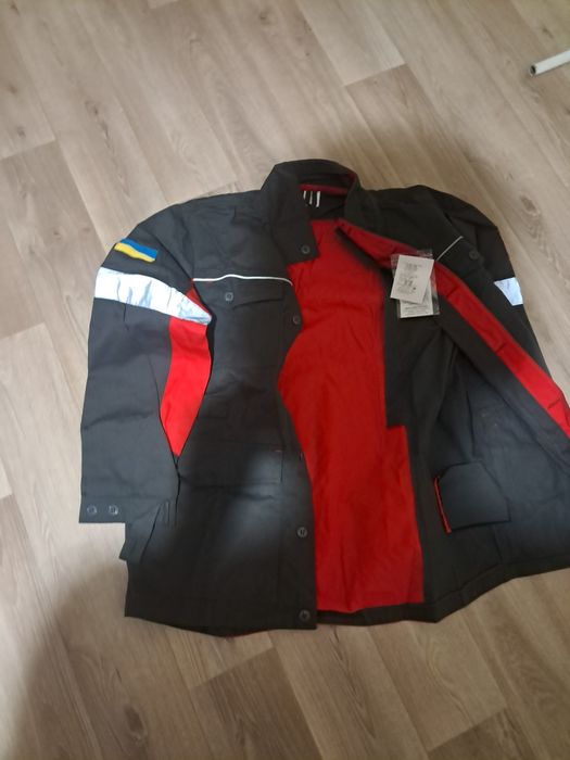 Продам костюм(спецодяг)