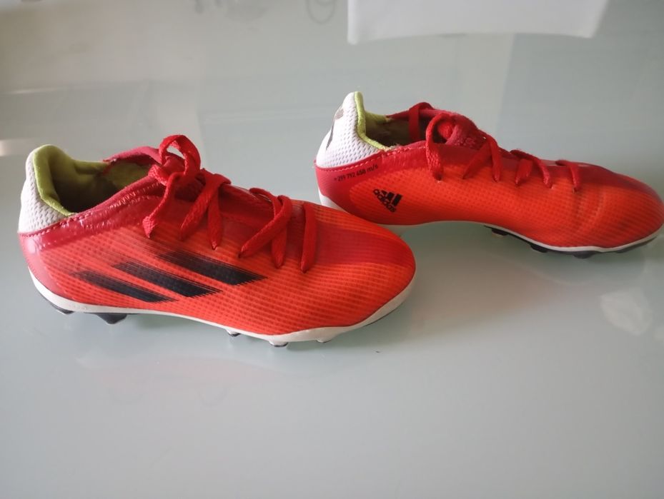 Chuteiras Adidas n.30