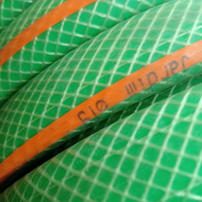 Mangueira com enrolador móvel