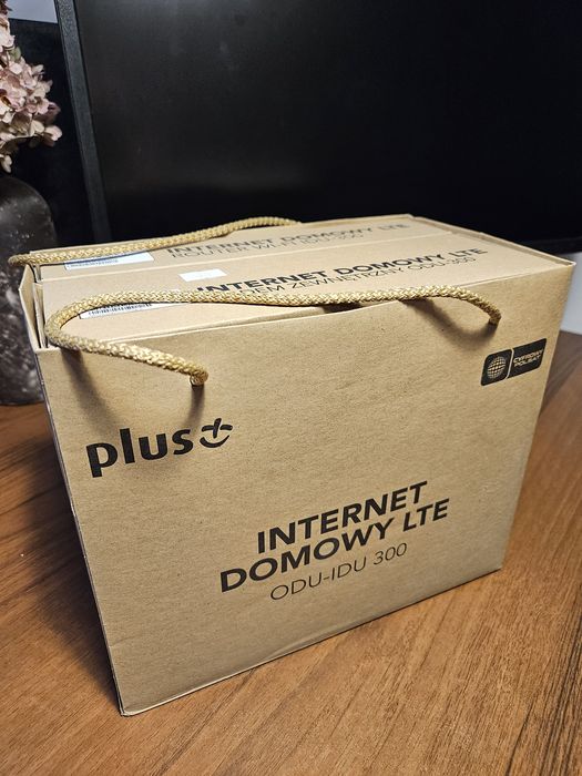 Router odu idu 300 LTE Advanced