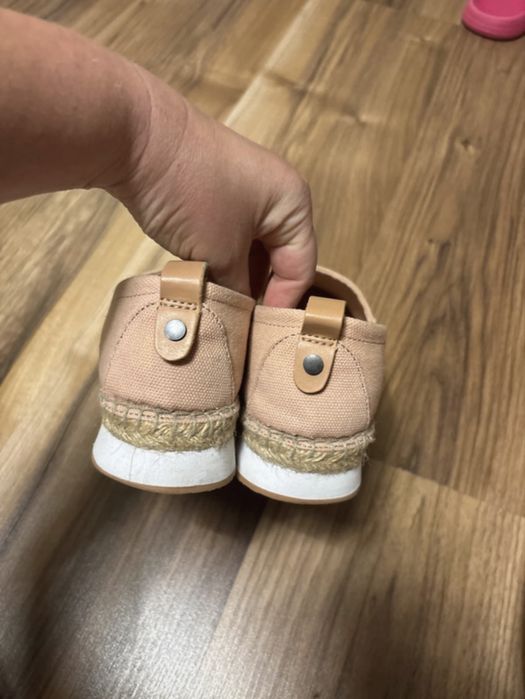 Espadyle calvin klein