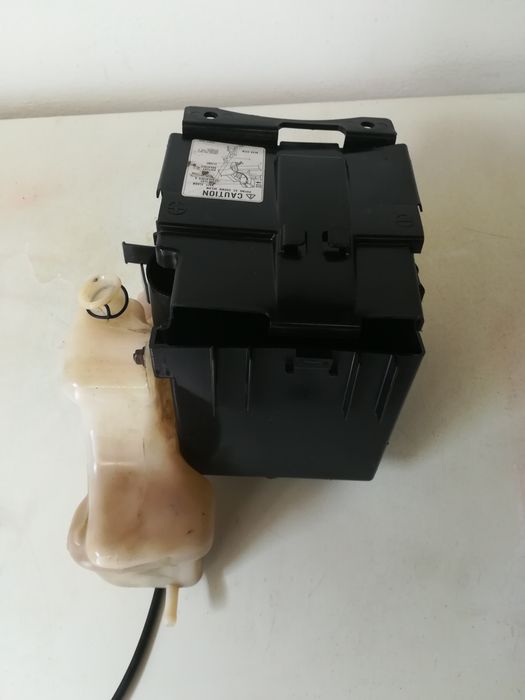 Caixa bateria Honda CBR1000F