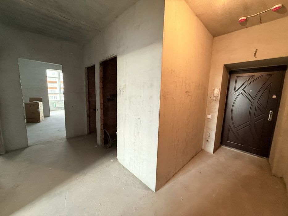 РАУШ 2к квартира з теплою підлогою, є кладовка на поверсі!