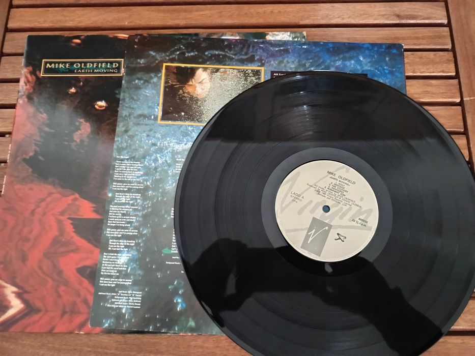 Vinil LP Mike Oldfield - Earth Moving
