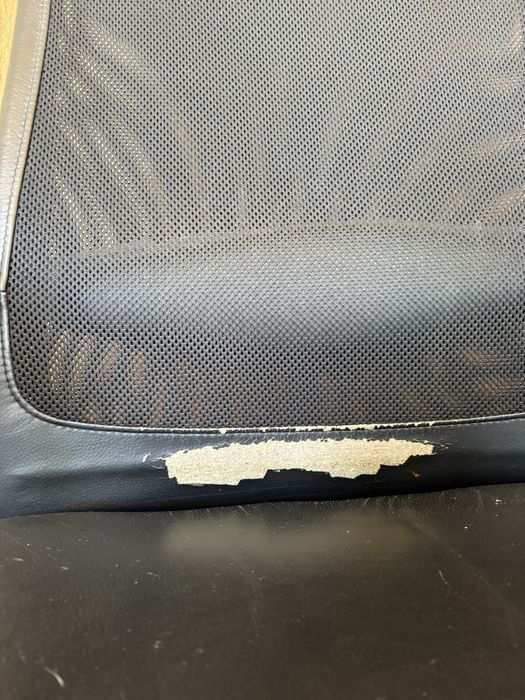 Cadeira de escritorio preta