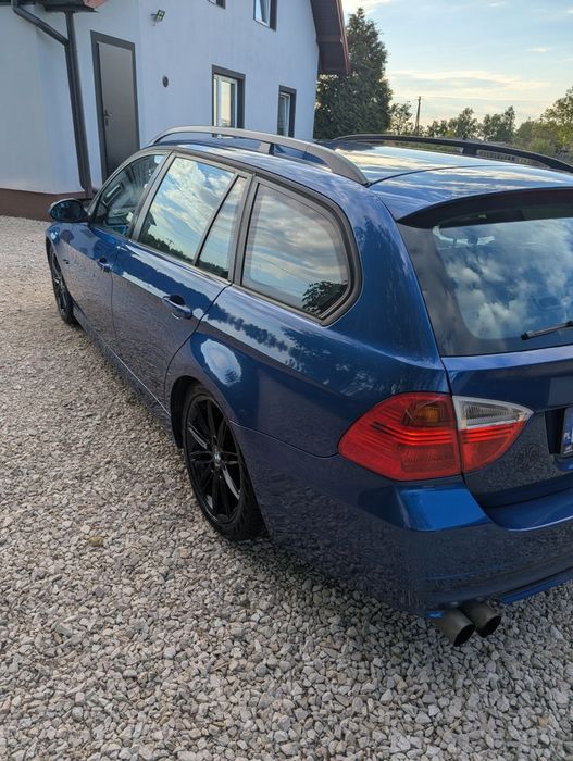 BMW E91 320i  150KM