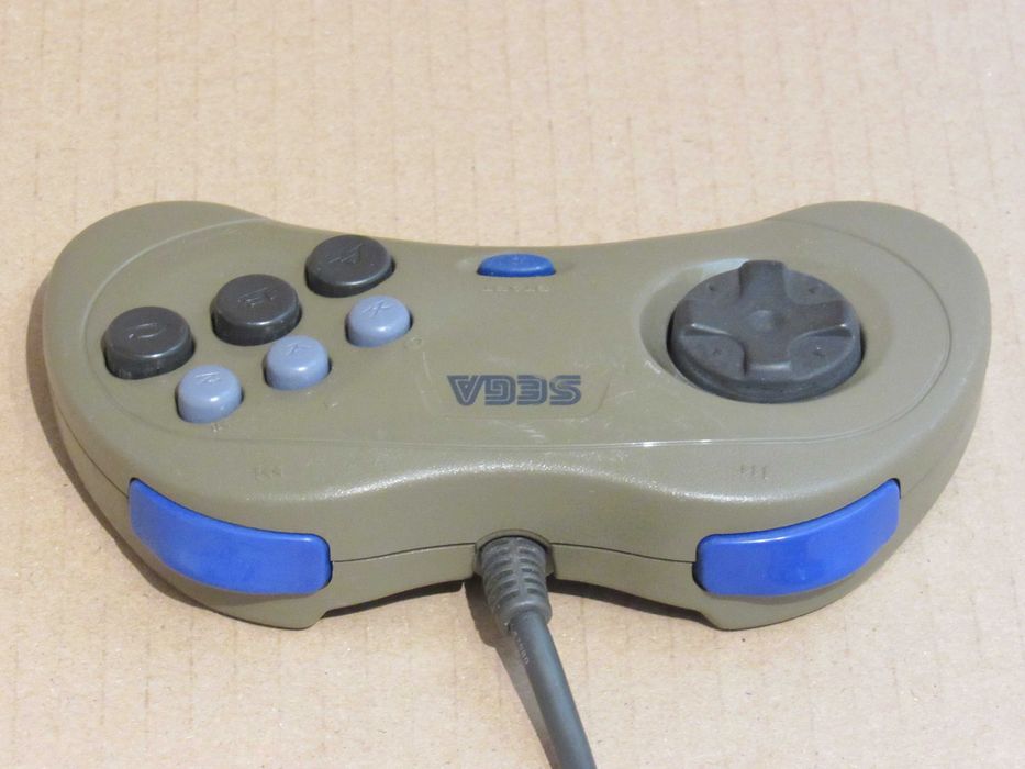 Sega Saturn comando original cinzento JP
