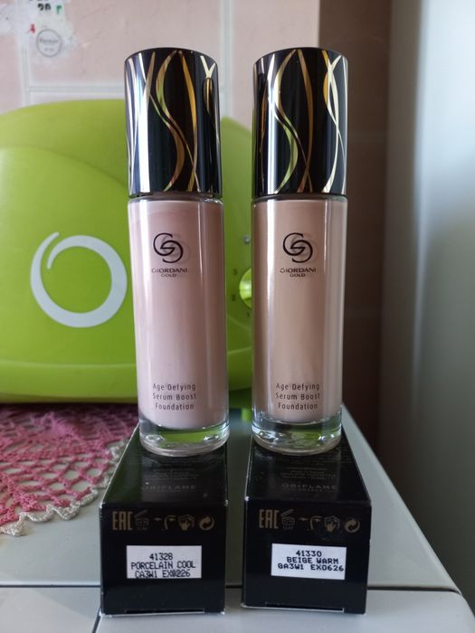 Антивiкова тональна основа Giordani Gold Oriflame