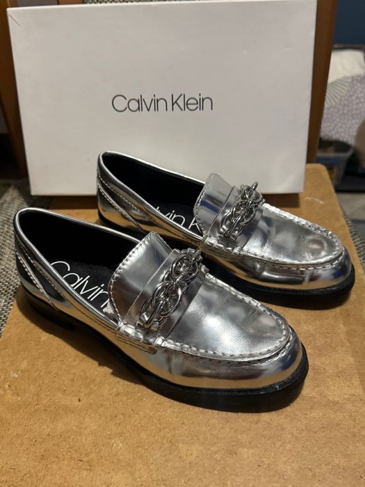 Туфлі Лофери срібні Calvin Klein 35.5 розмір