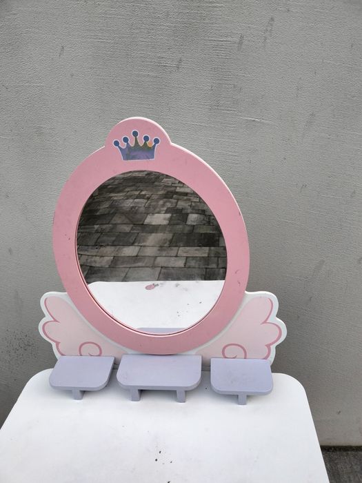 Mini toaletka wraz z krzesełkiem